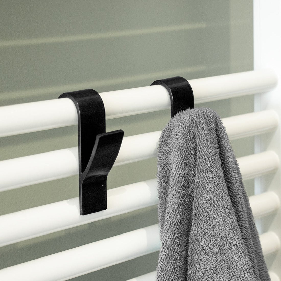 Set 2 Cârlige Plastic pentru Radiator de Prosop Negru